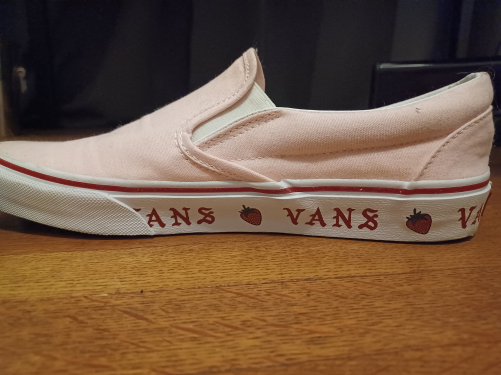 Vans -Strawberry Pink Design image indicator(5)
