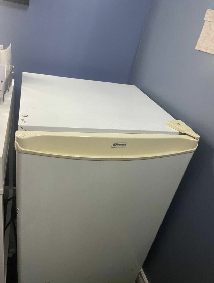 kenmore mini fridge - photo 2