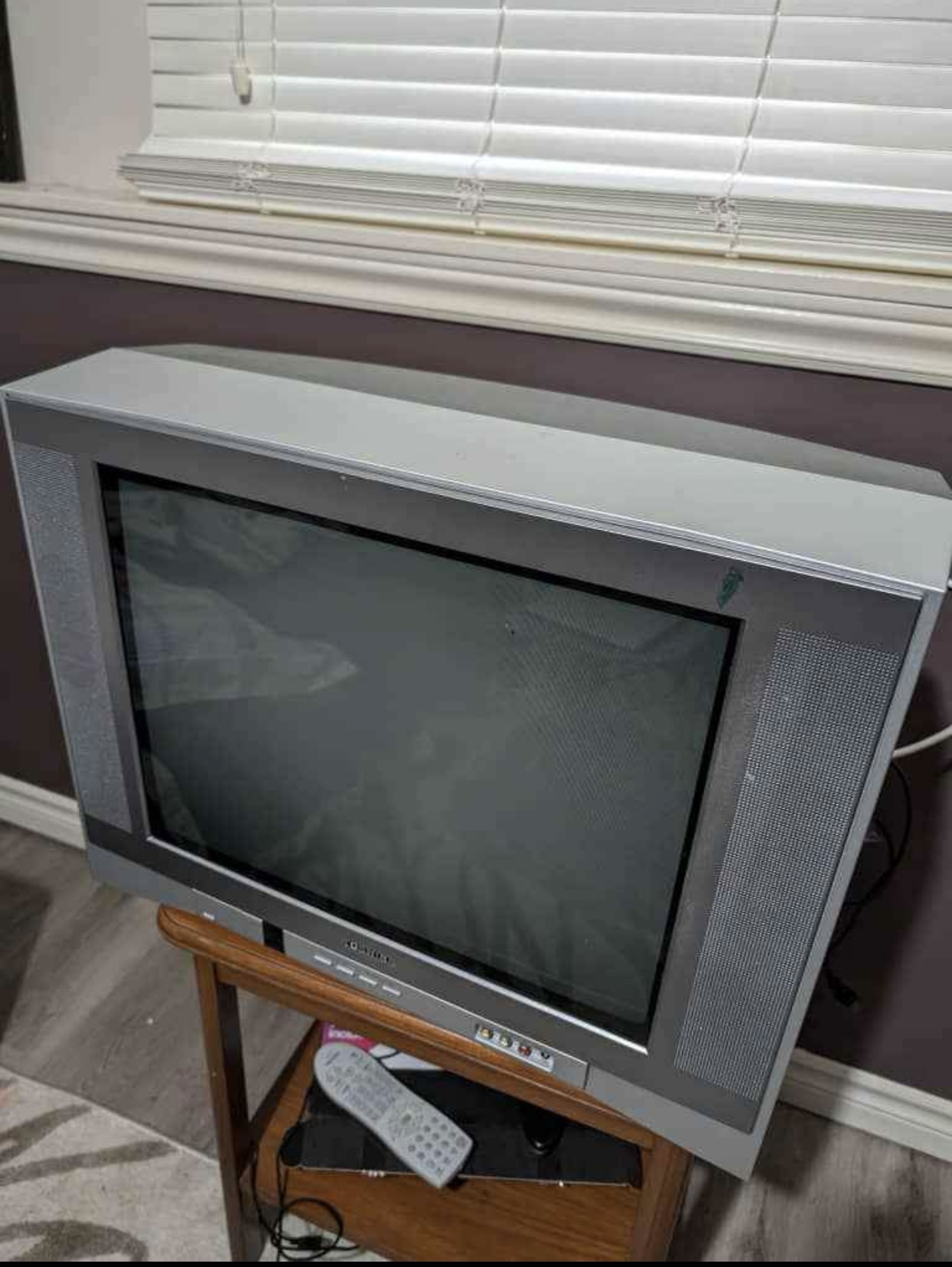 TOSHIBA COLOR TV 14AF46 2006 WITH REMOTE BOTH TESTED WORK