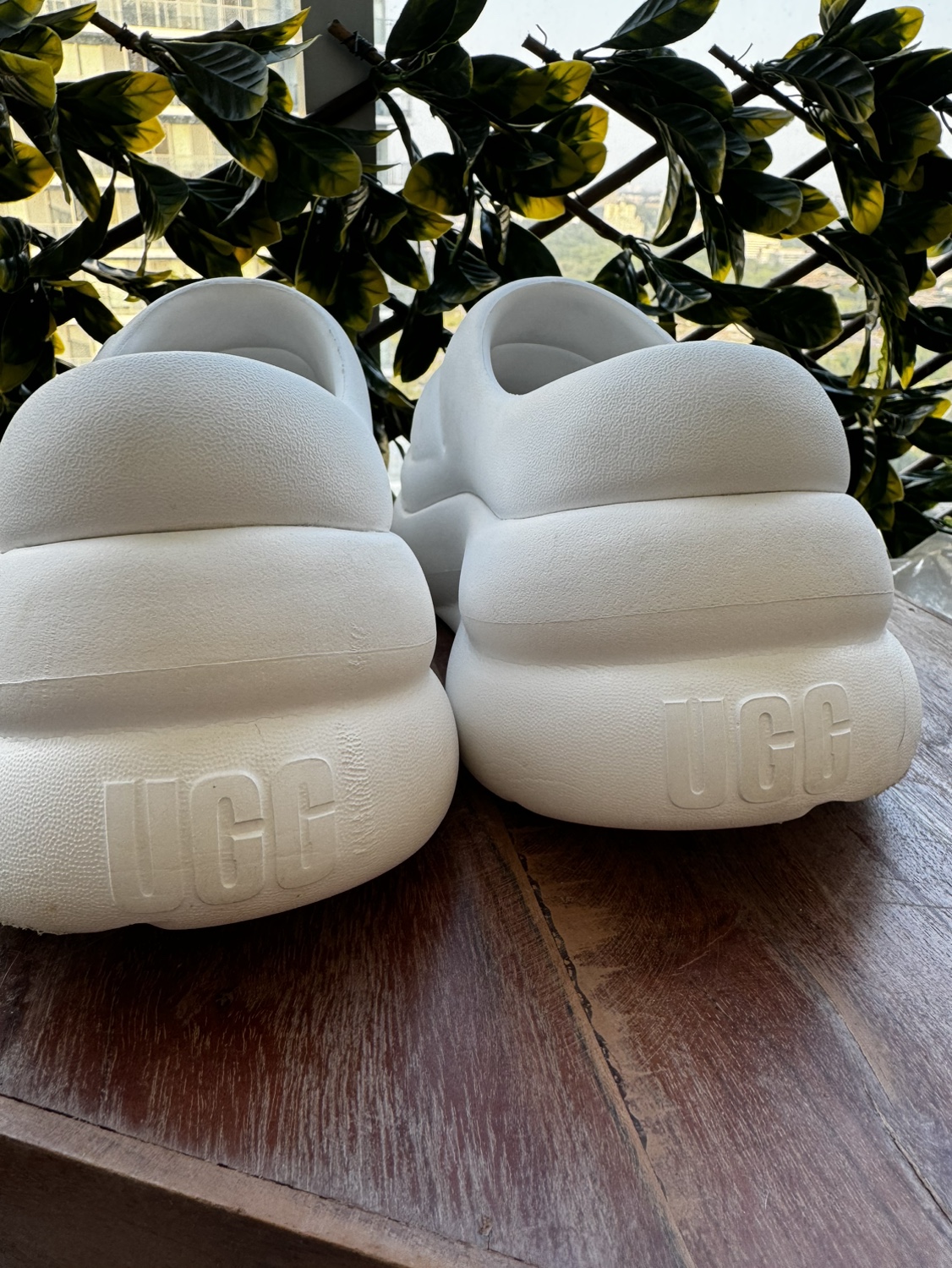 UGG Sport Yeah Clog in White, size 7 - photo 4