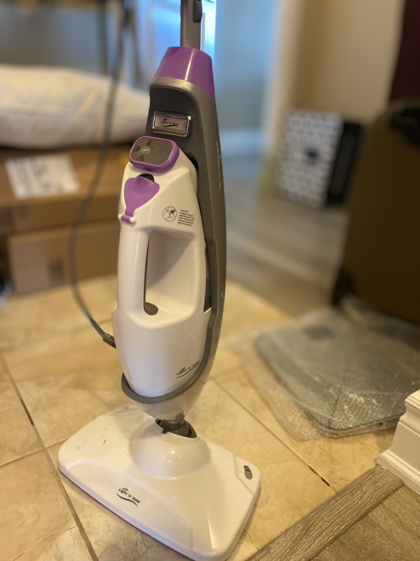 Steam Mop Cleaner with pads - PERFECT CONDITION!