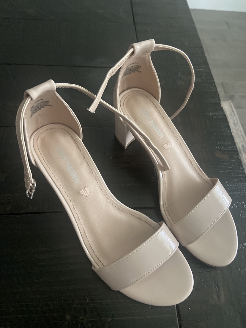 Girls Steve Madden heels thumbnail