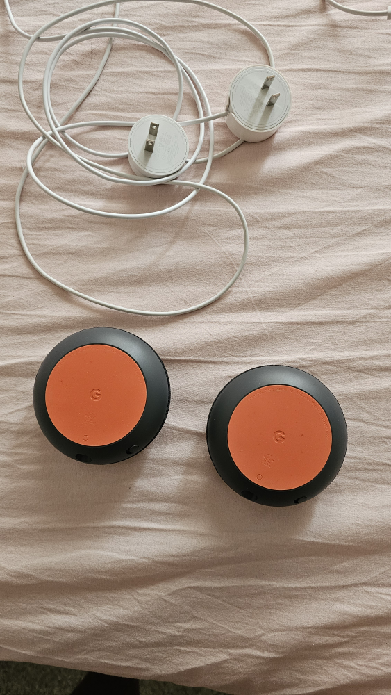 Google Home Mini - photo 2