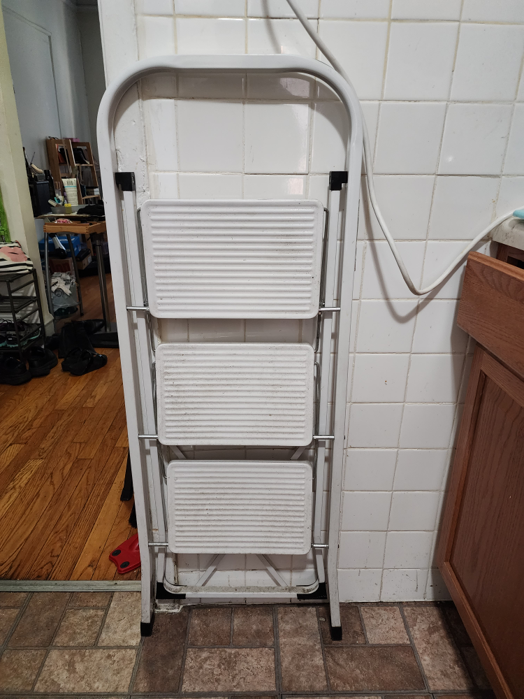 3 steps ladder - photo 2