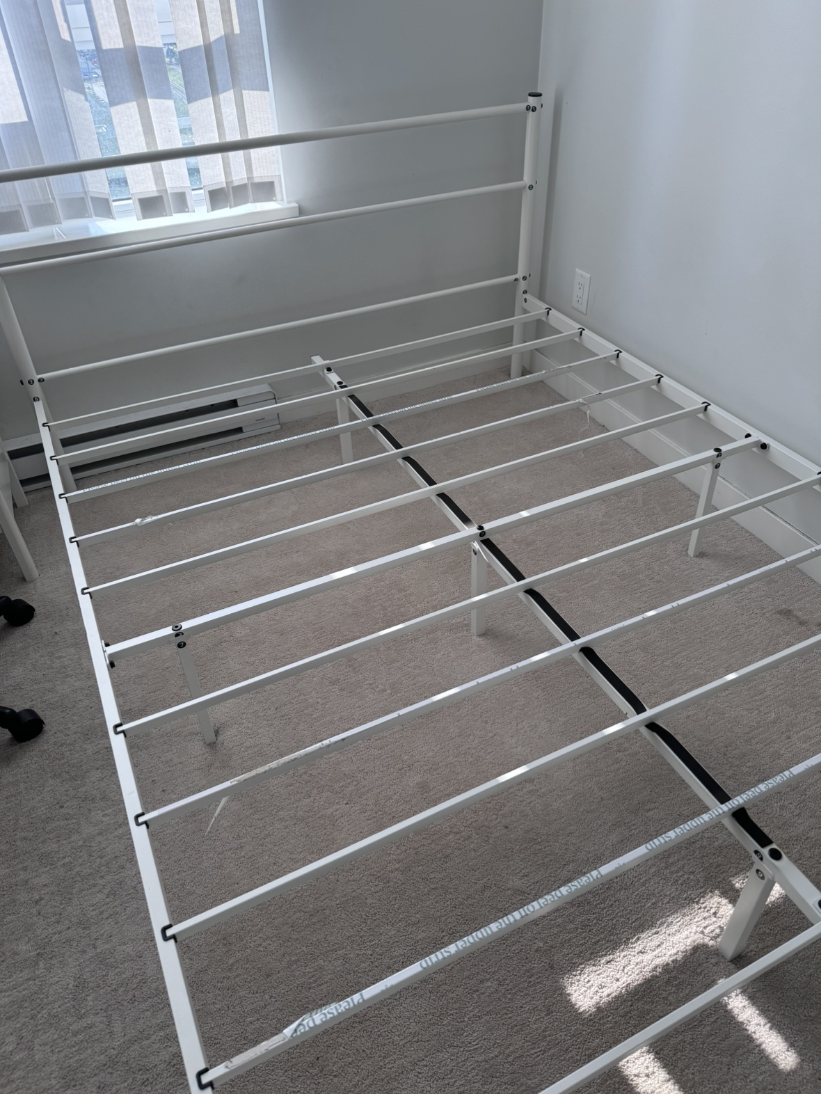 Zinus Queen Bed Frame - photo 3
