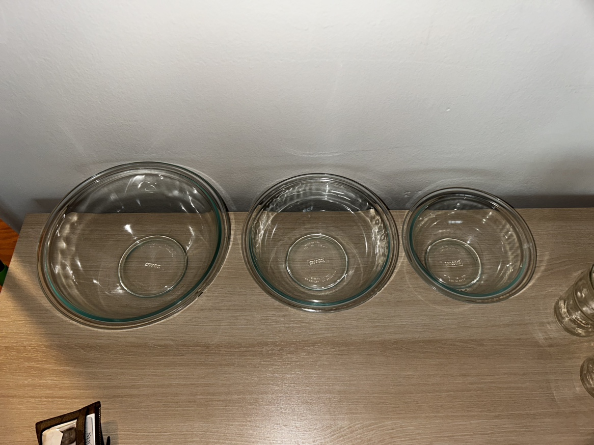 Pyrex glass bowls (set of 3) - photo 2