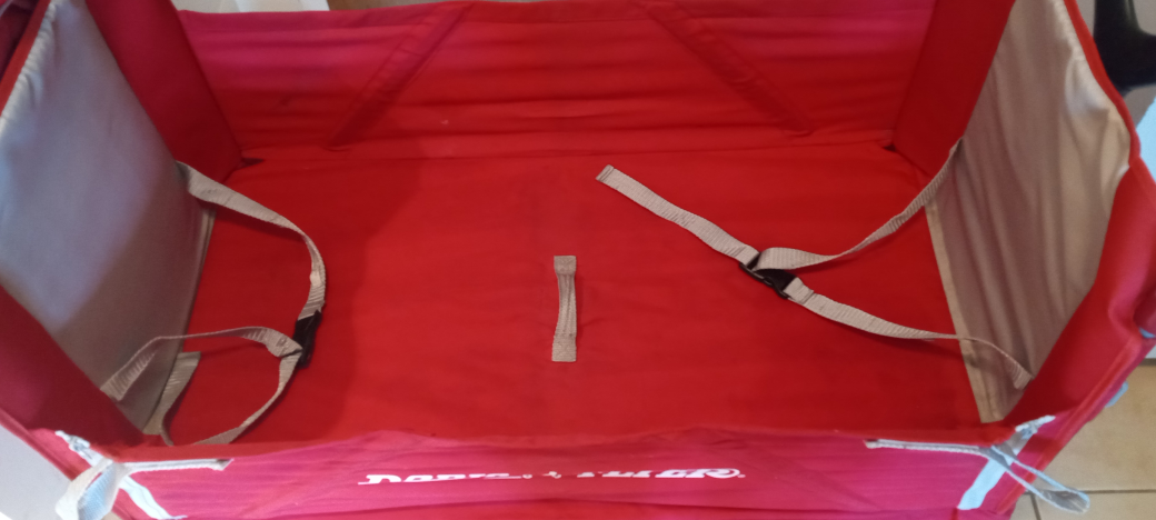 Red Radio Flyer Wagon image indicator(3)