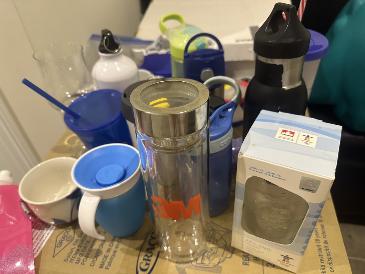 Random kid / adult kitchen things - photo 2