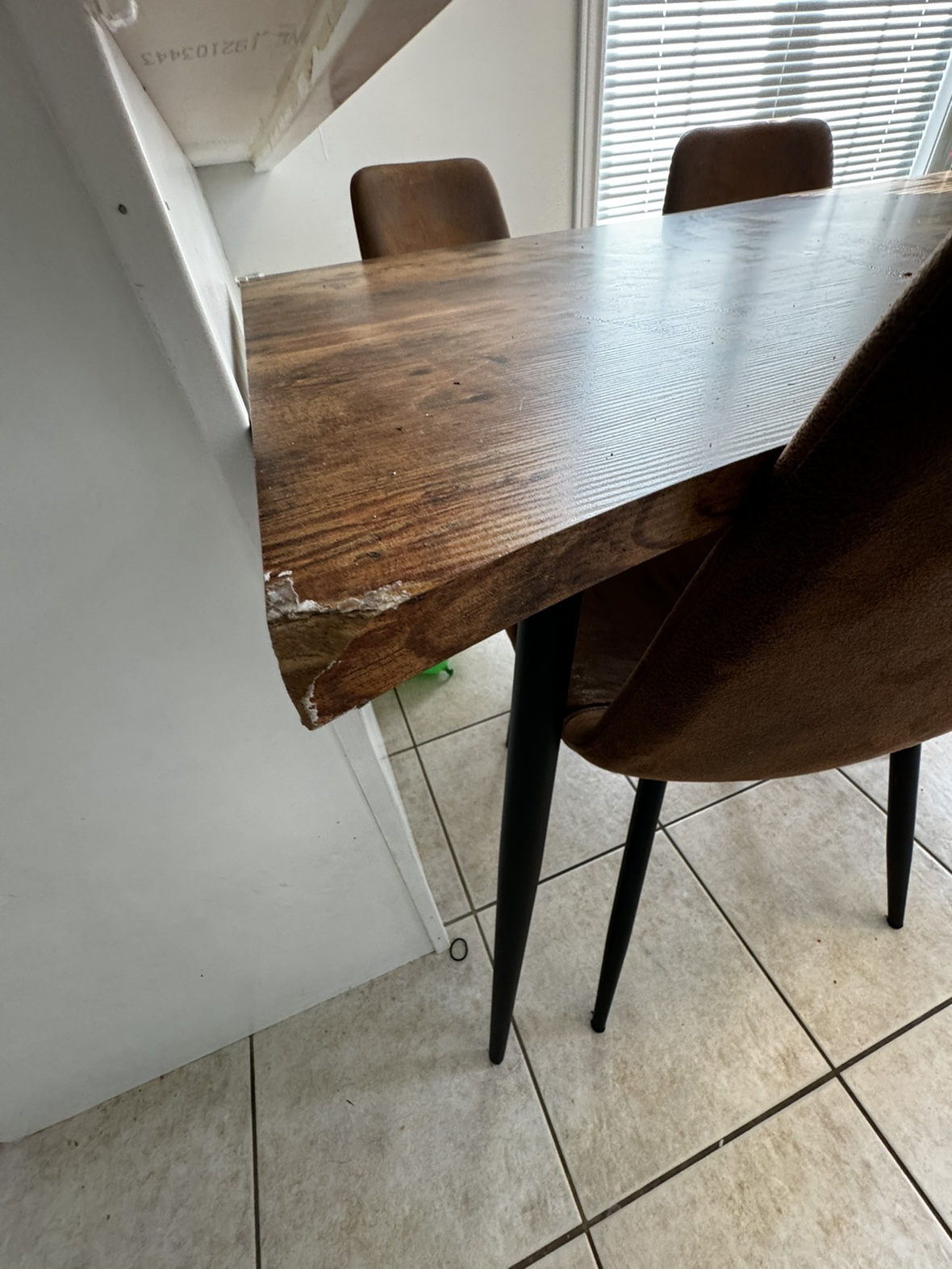 Dinning table and chairs - photo 5