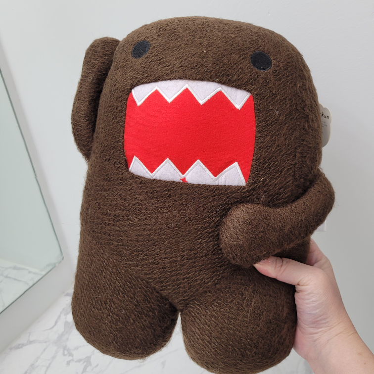 Brand New Limited Edition Domo Kun Plushies image indicator(2)