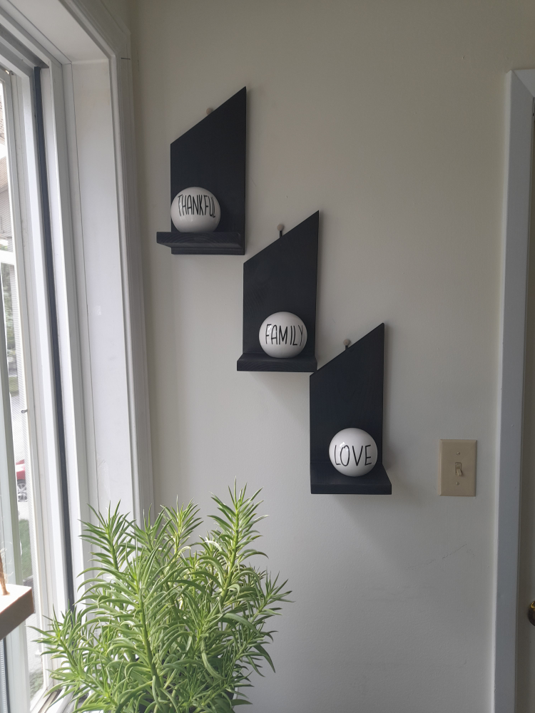 Decorative wall scones