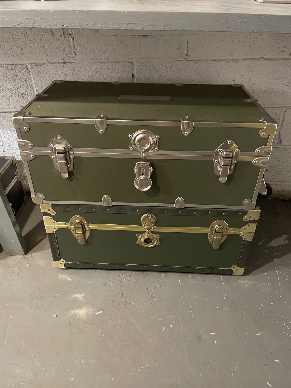 Storage trunks