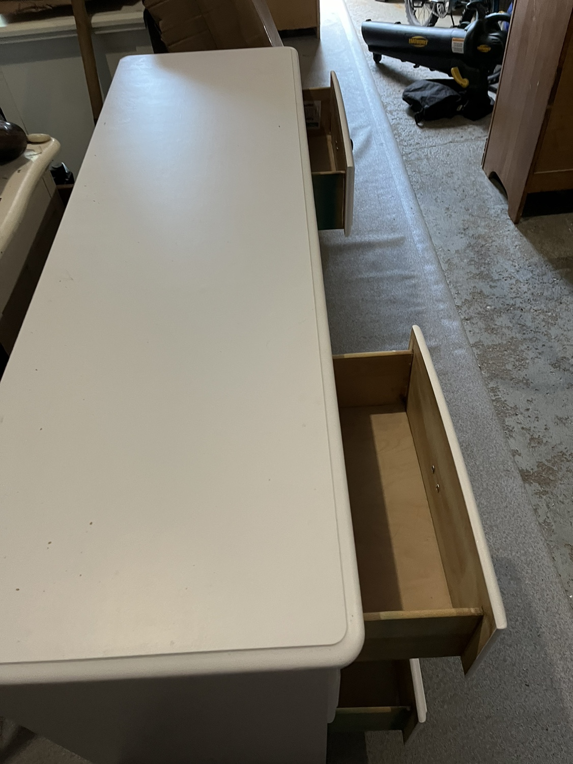 White dresser - photo 5
