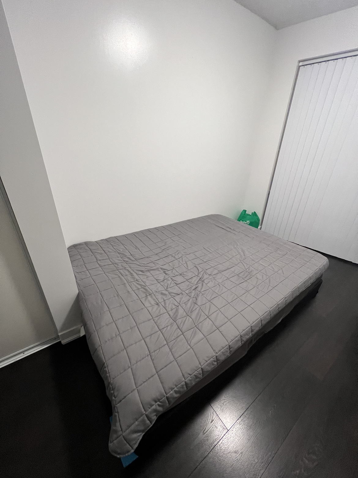 Queen size mattress and spring box