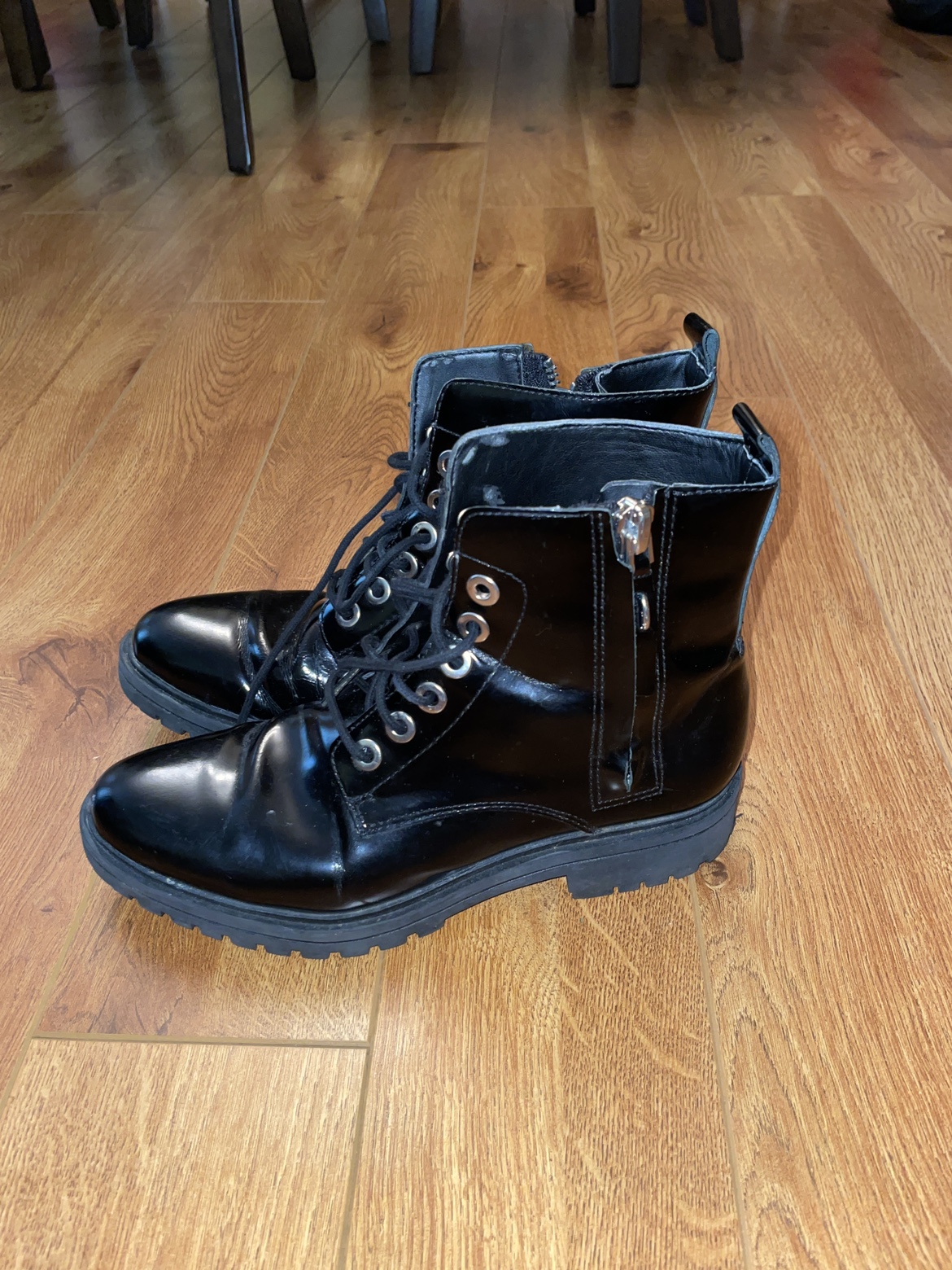 Size 8 Kendall + Kylie Boots