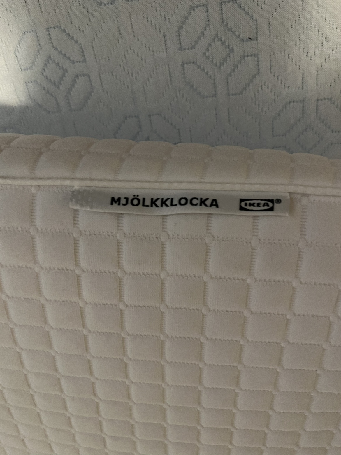 ikea mjolkklocka ergonomic pillow - photo 2