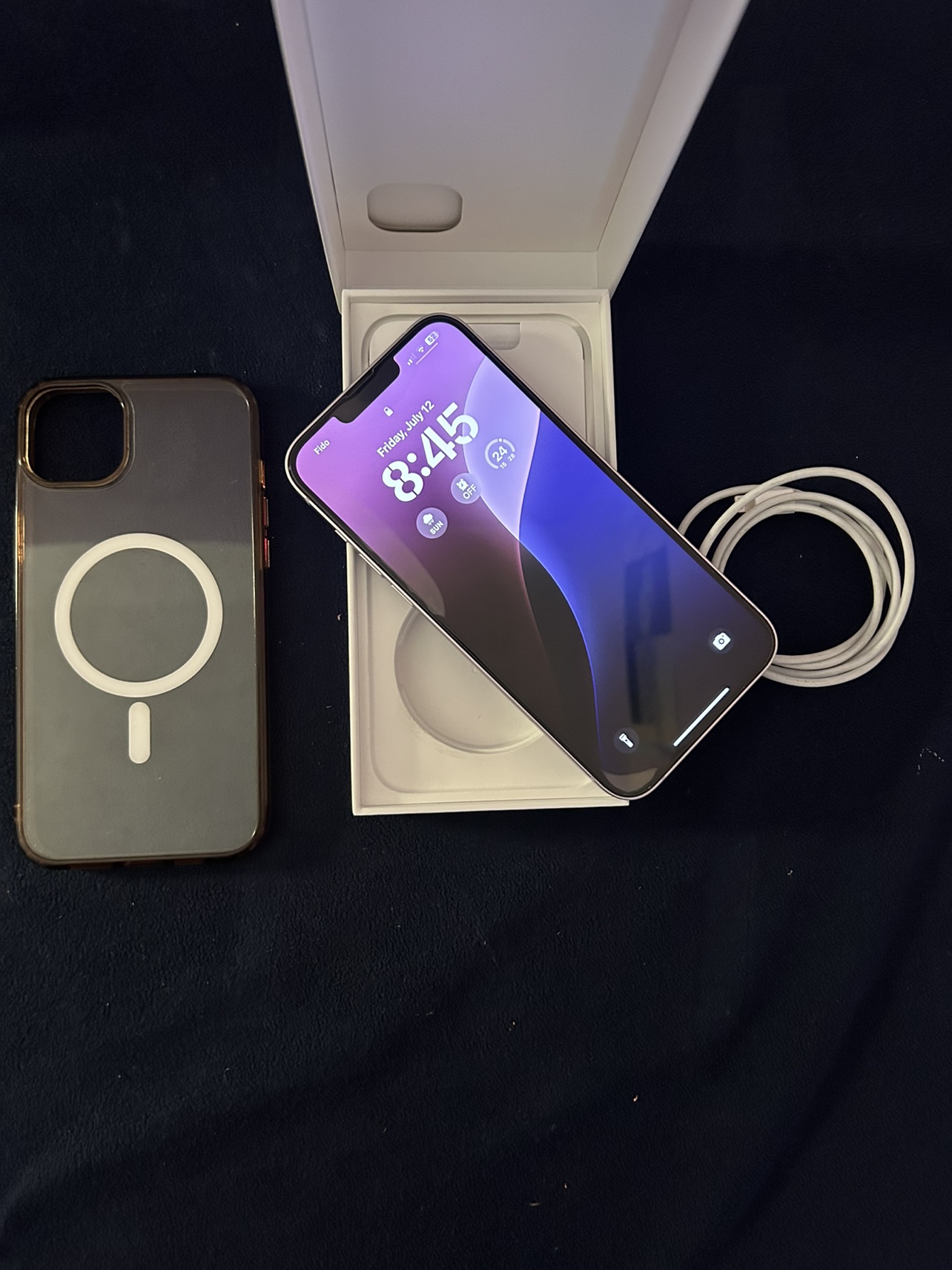 iPhone 14 Plus - photo 2