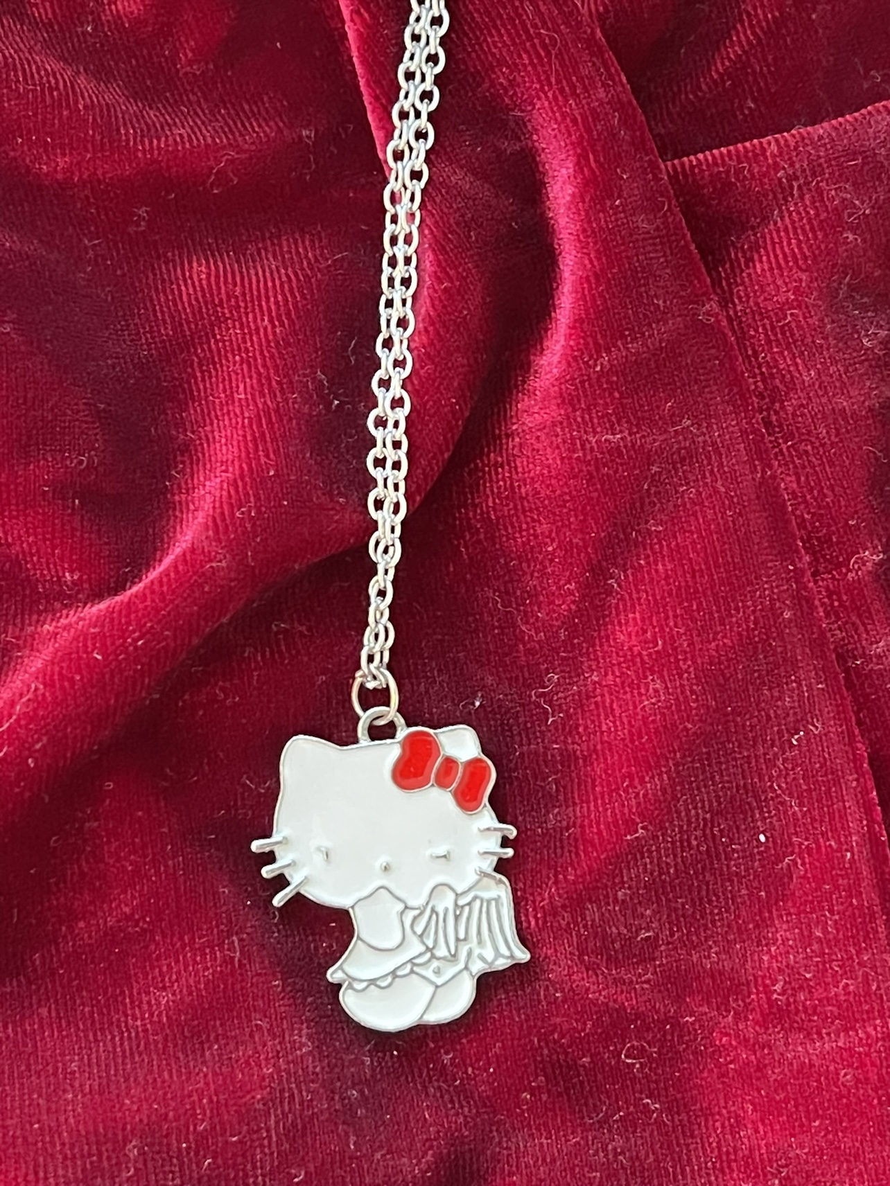 Hello Kitty necklace thumbnail
