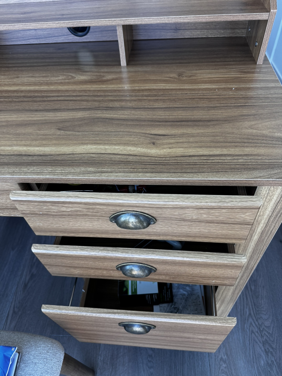 Standing/ computer desk - photo 3