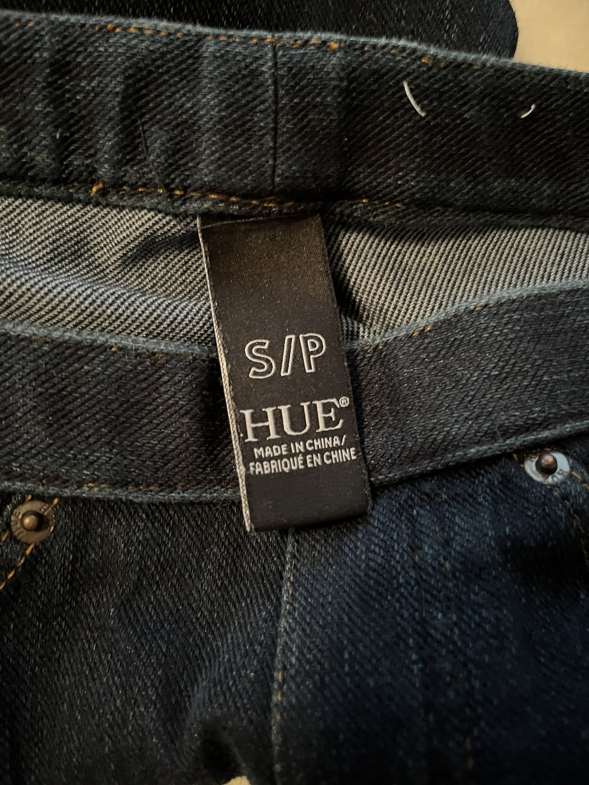 BNWT 2 pr HUE stretch jean/leggings. Size small image indicator(8)