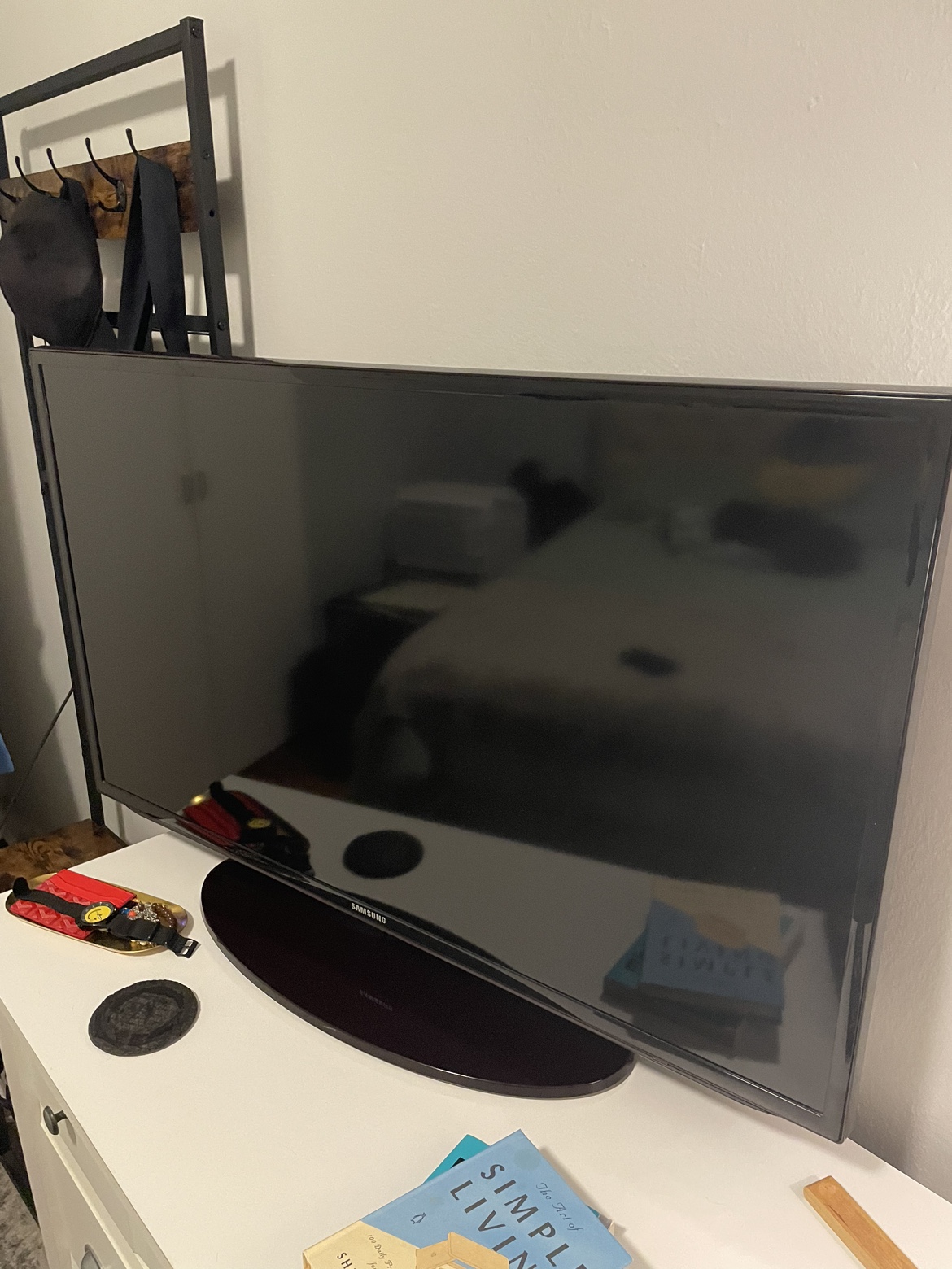 Samsung 42” Smart TV - photo 4