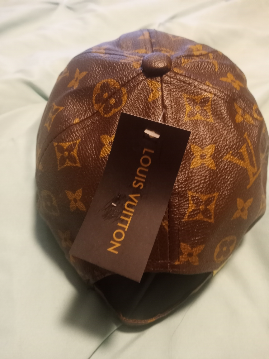 Louis Vuitton cap - photo 2