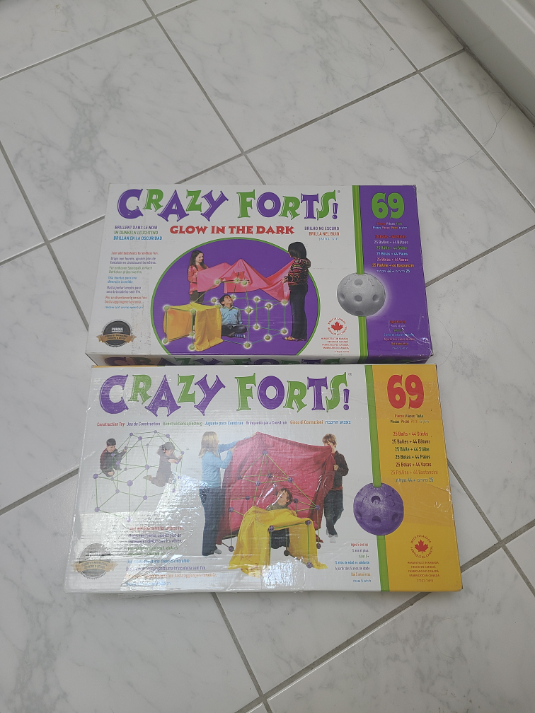 2 x crazy fort building set. thumbnail