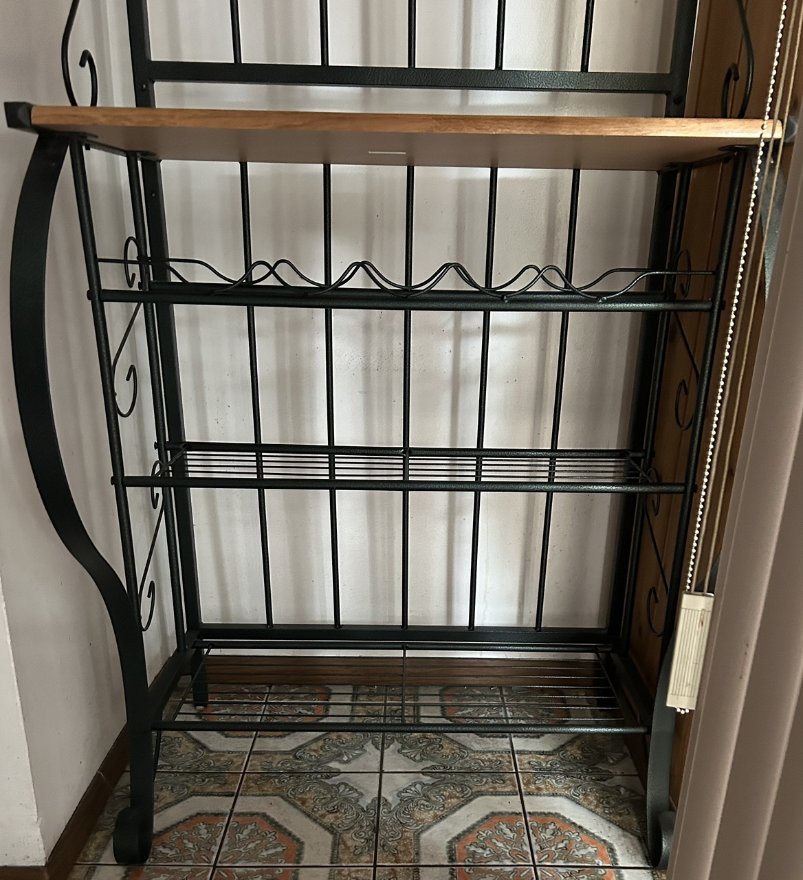 *REDUCED* Bakers Rack image indicator(3)