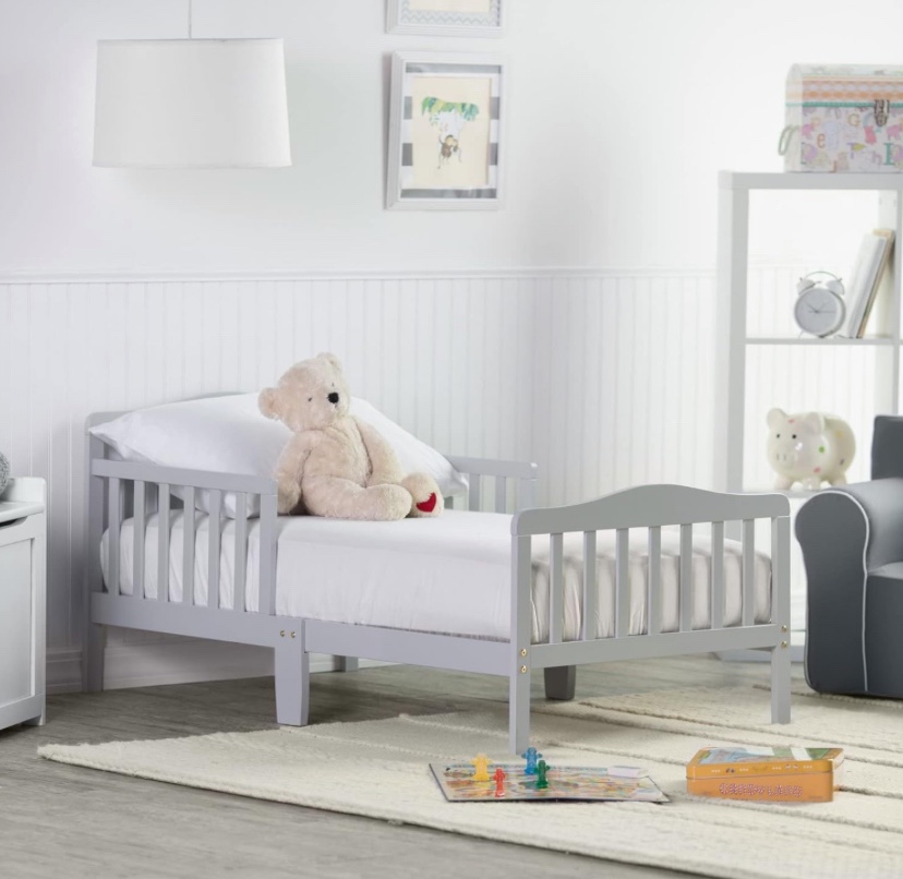 Toddler bed - PERFECT CONDITION!!!