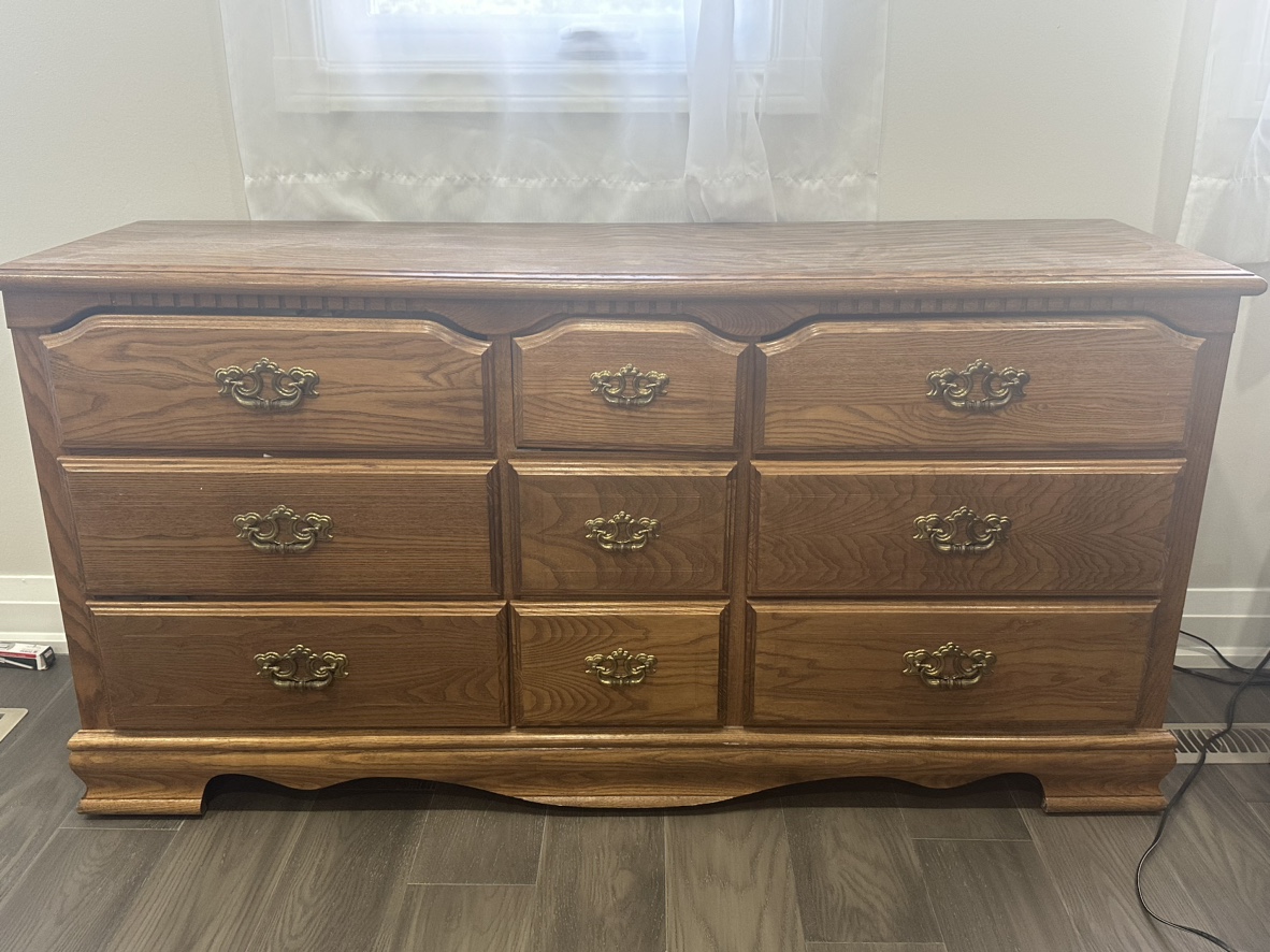 Chest of drawers