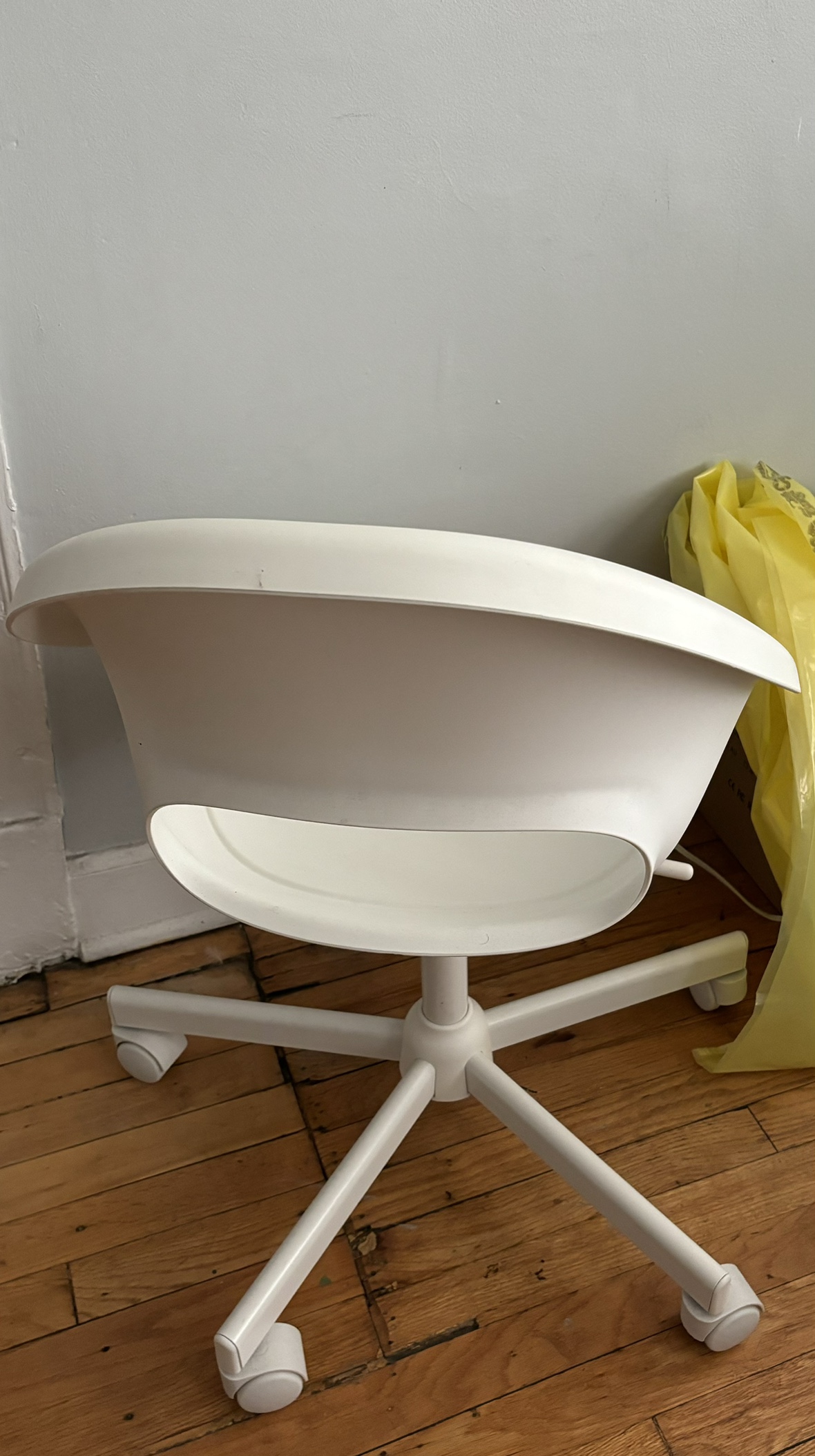White Swivel Chair for Desk - photo 2