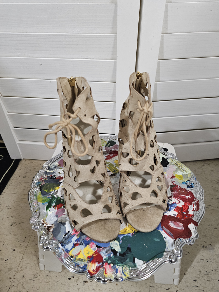 Aldo cotout stile beige boots