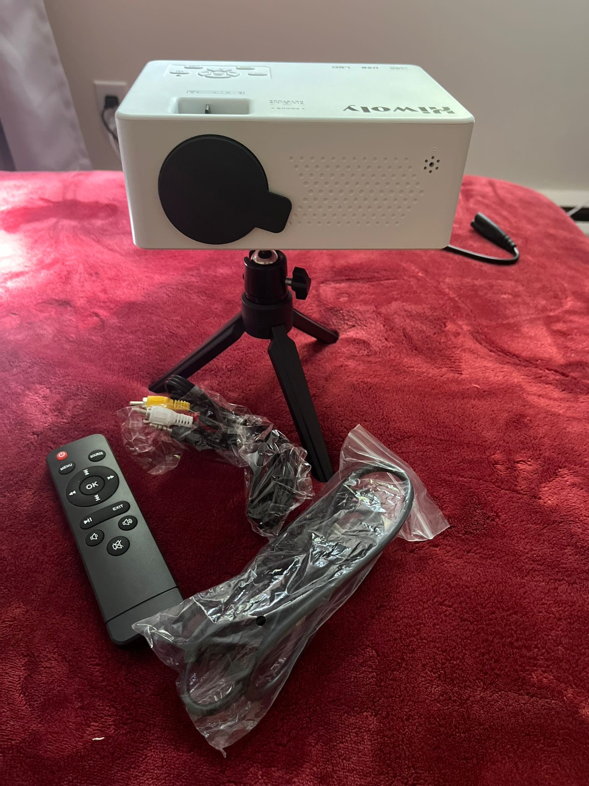 Mini video projector - photo 2