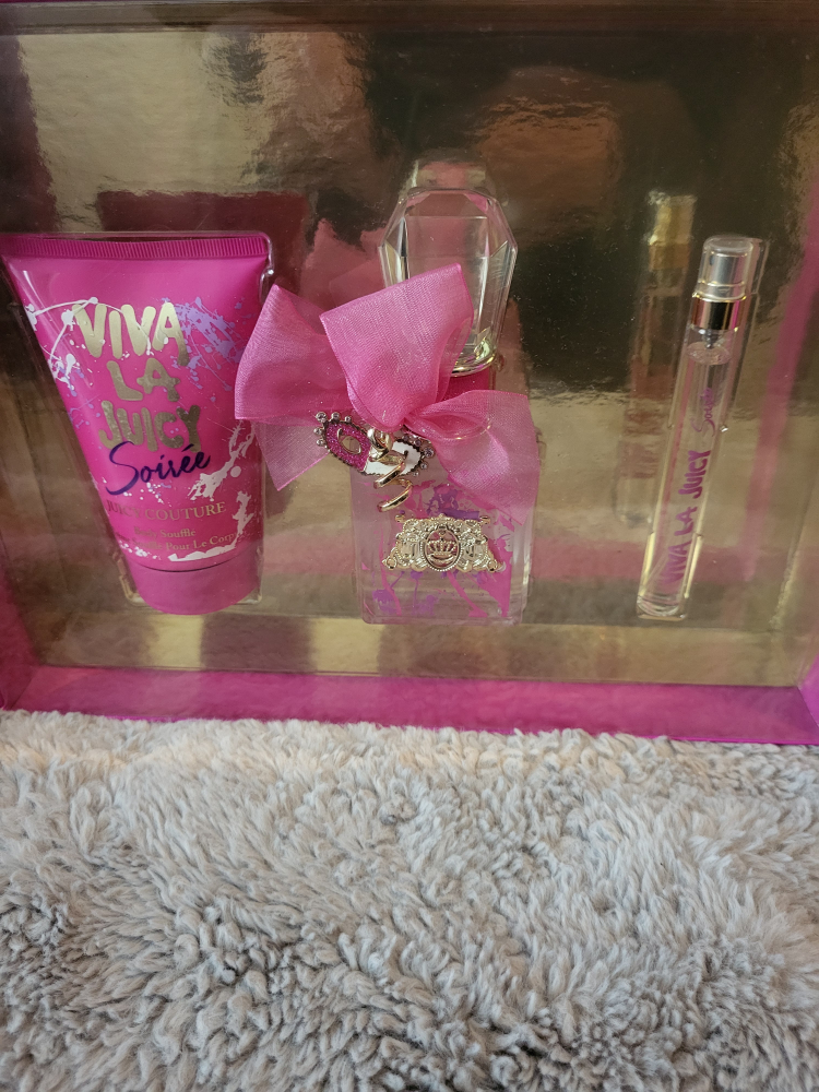 Viva La Juicy Soirée Set image indicator(4)