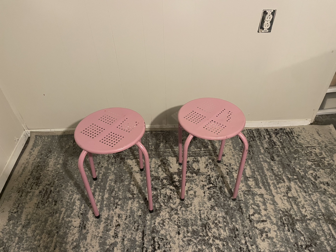 Pink stools - photo 2