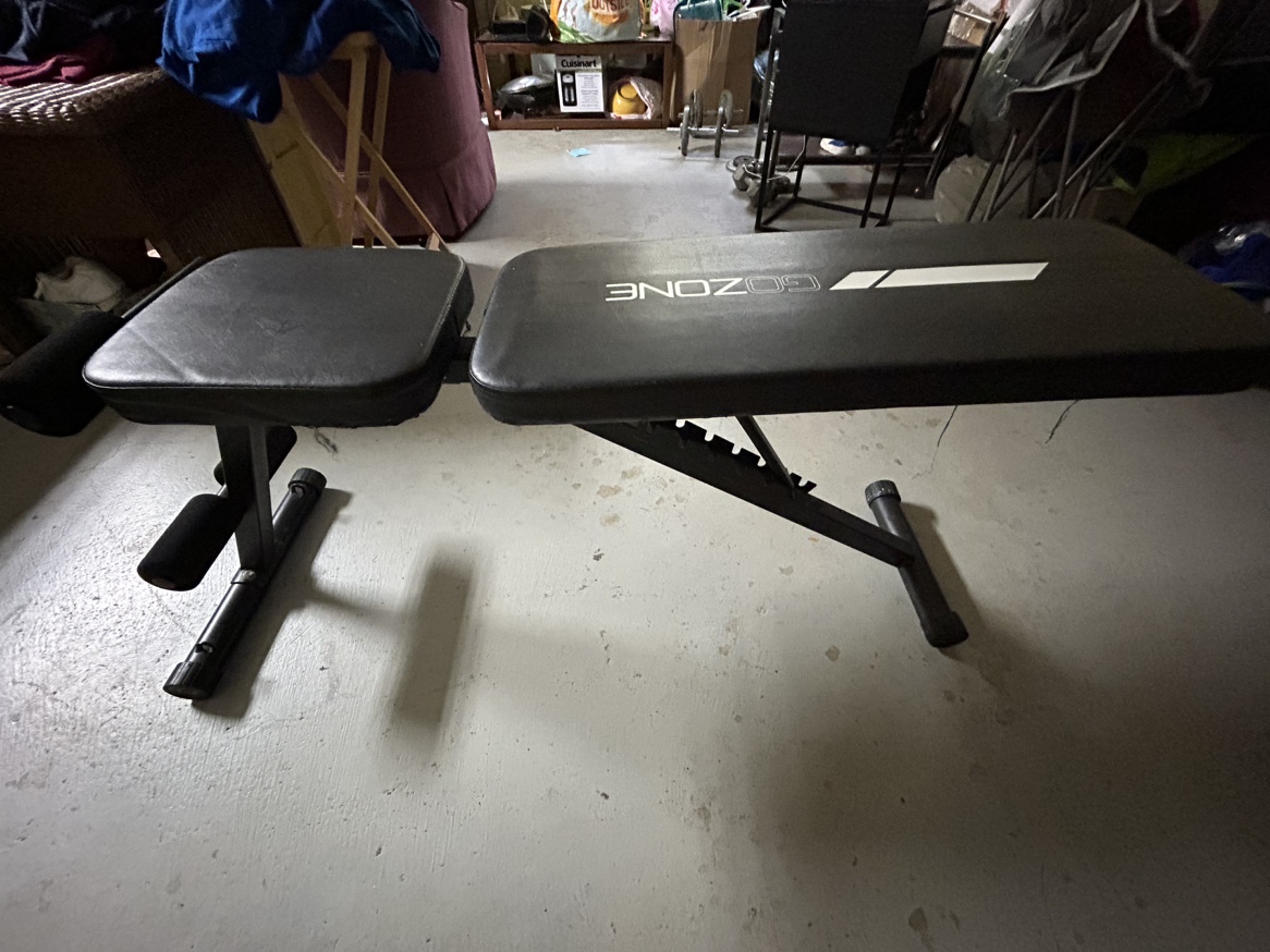 Foldable weight bench - photo 4