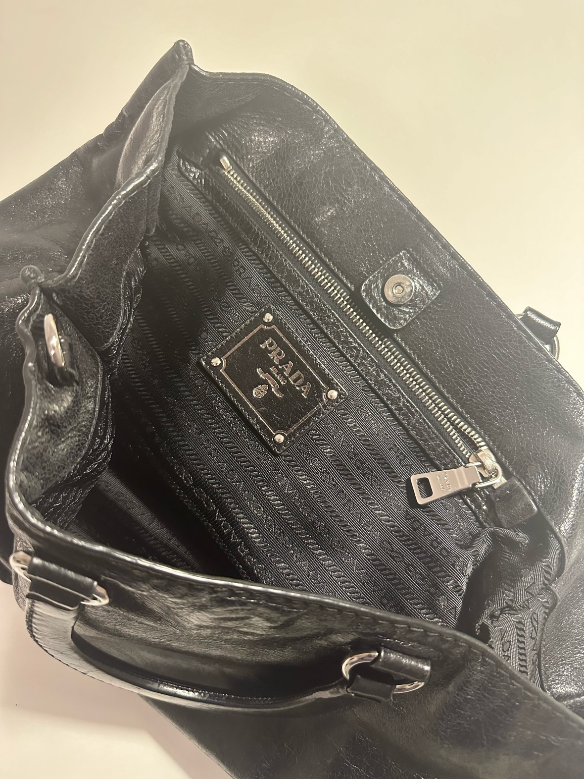 Preowned Prada Tote **see description** image indicator(5)
