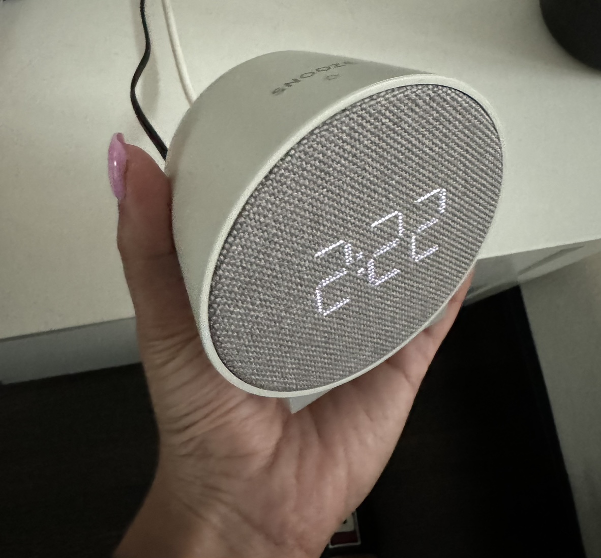 Alarm clock with USB phone charger - photo 4