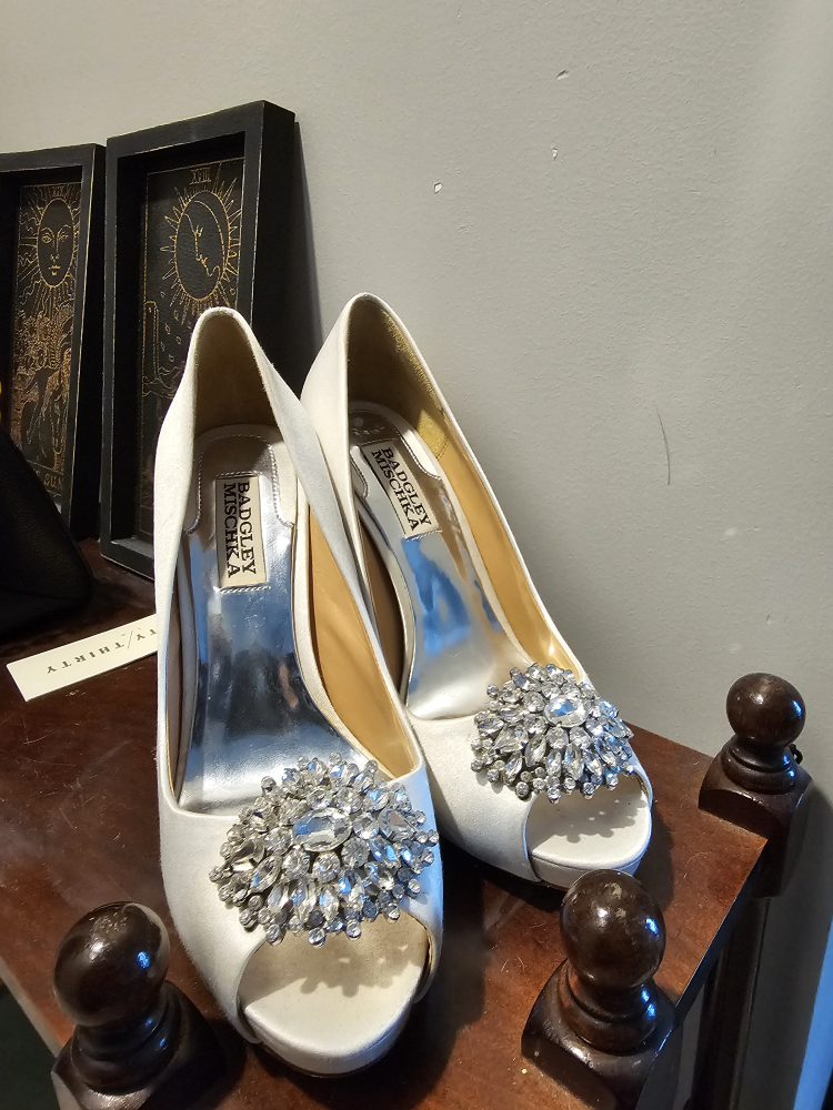 women's heels - size 6