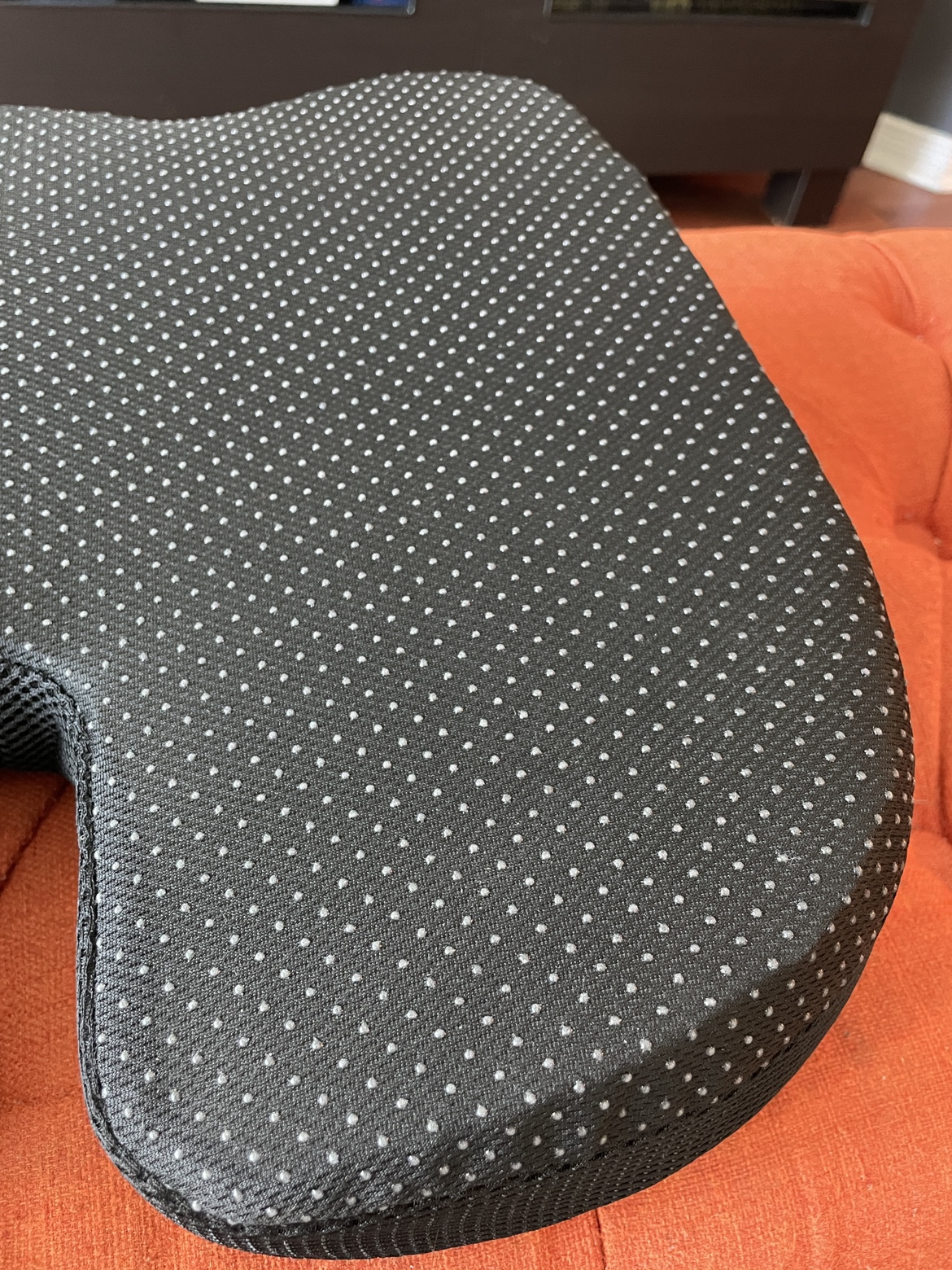 Seat cushion black image indicator(2)