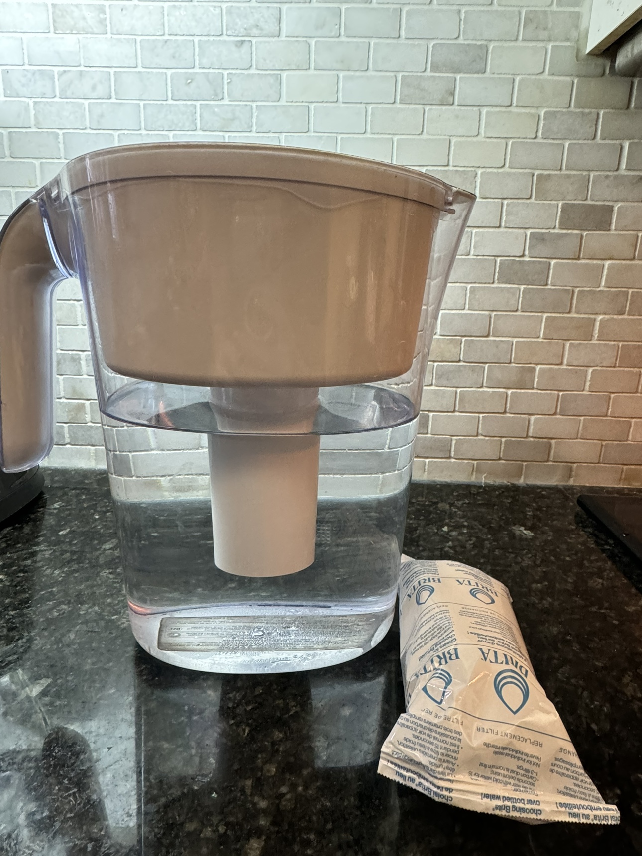 Brita water filter with 1 filter Pick up only
