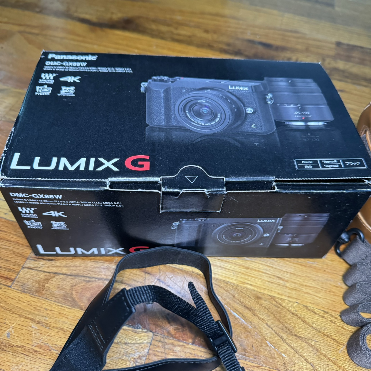 LUMIX GX85 4K Camera, two Lens, 32gb memory card & Bag - photo 5