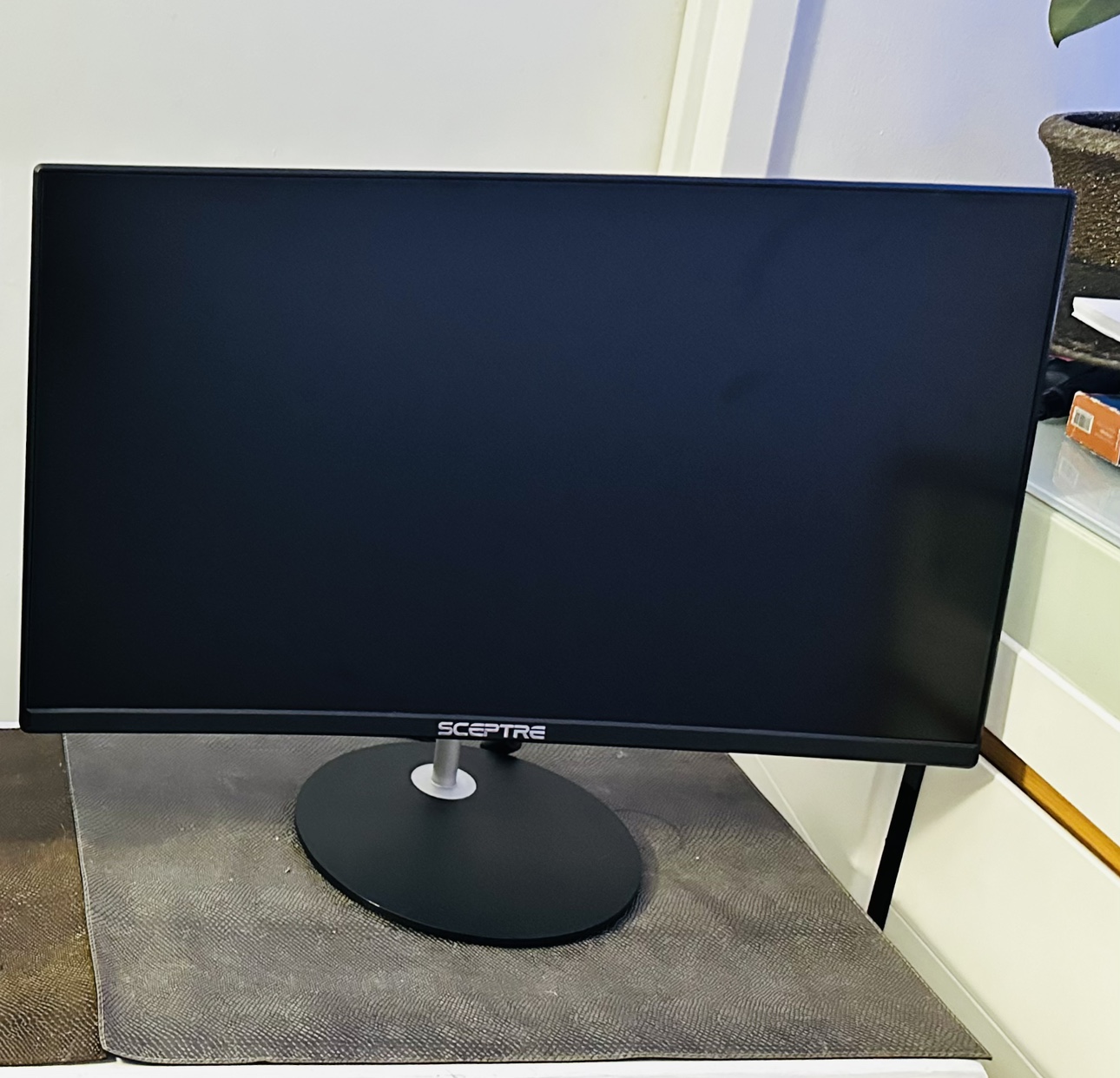 Sceptre E278W-FPT 24in 1920 x 1080p Widescreen LED Monitor image indicator(2)