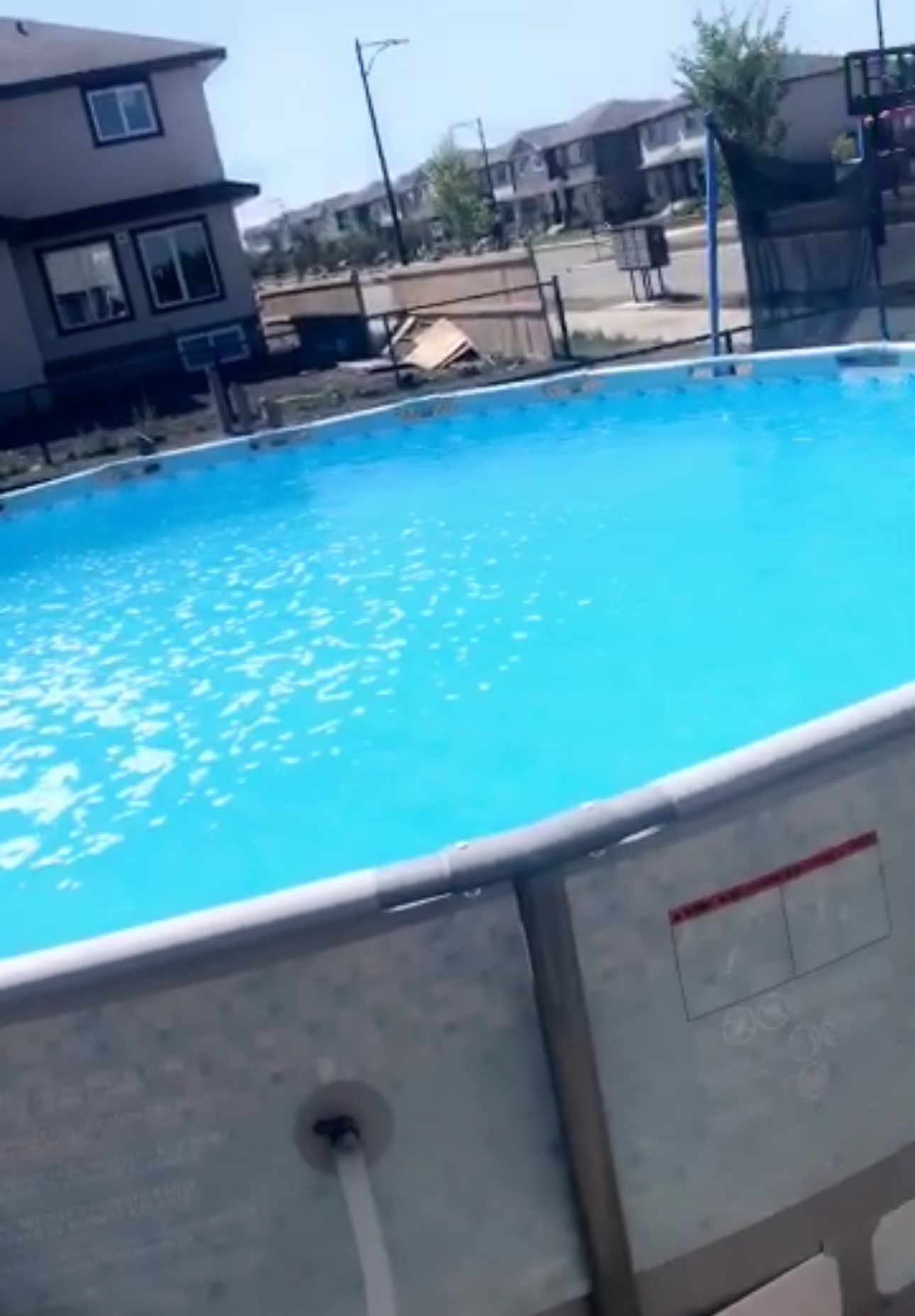 Coleman outdoor swimming pool - photo 2