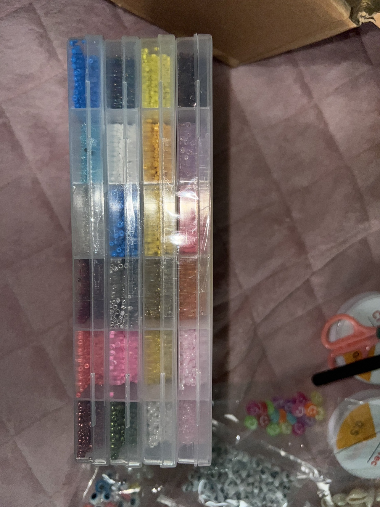 Bead bracelet kit 50600 pieces image indicator(3)