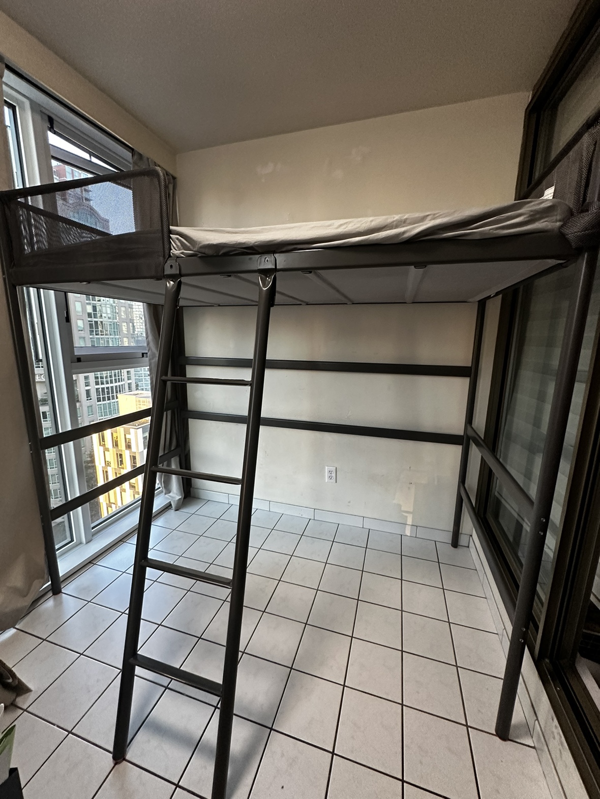 IKEA TUFFING - Twin Loft bed + mattress - photo 3