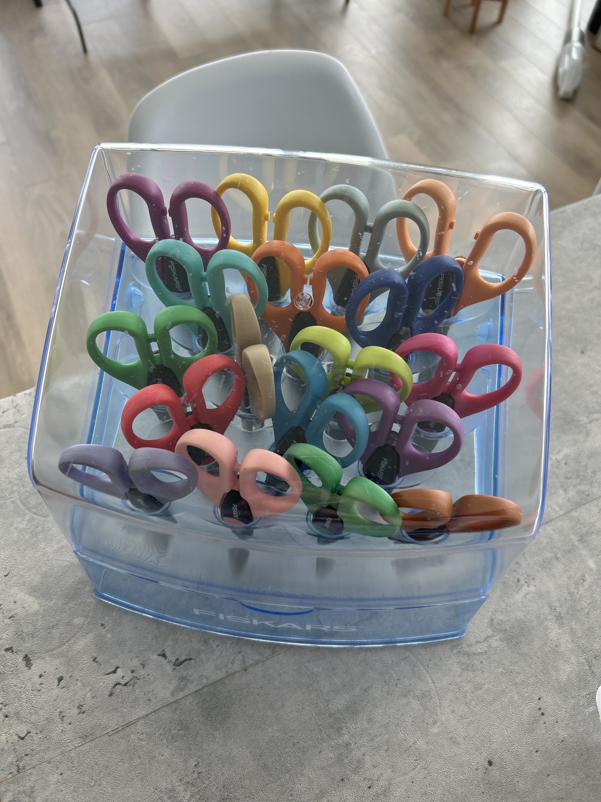 FREE Crafting Scissors thumbnail