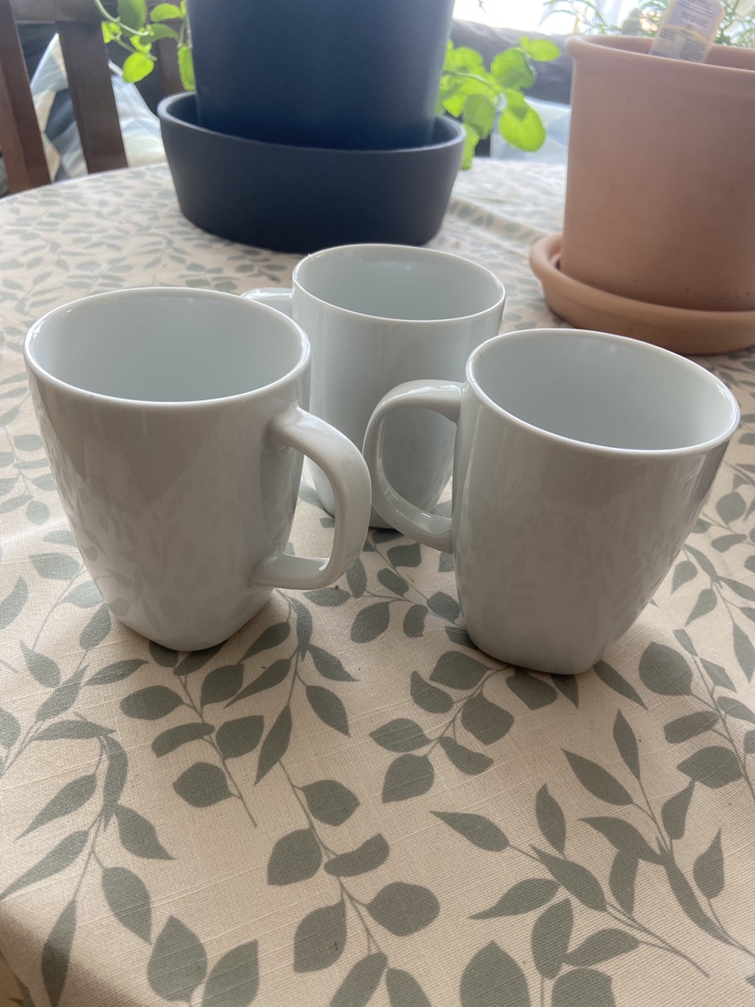 3 White Mugs