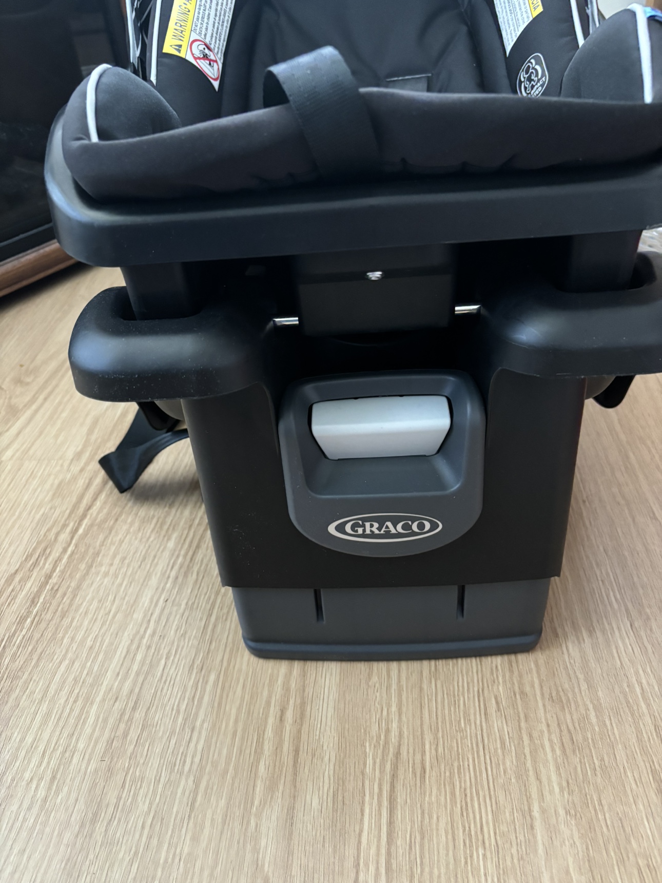 Graco car seat snugride 35. - photo 2