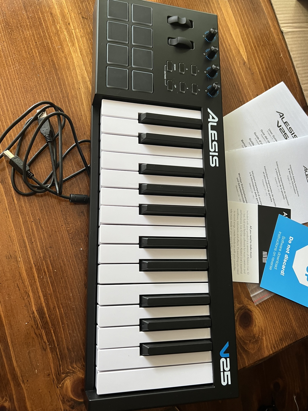 Alesis V25 25 Key MIDI Keyboard - photo 2